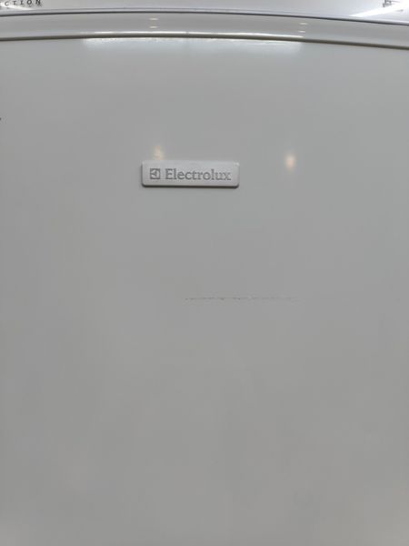 Холодильник Electrolux ERB34302W8 110W 216+87л sn 83403818 n666 000053970 фото