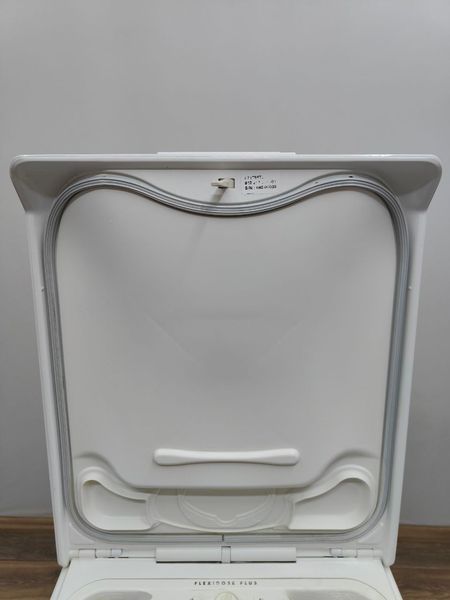 Стиральная машина вертикальная AEG Lavamat L71269TL 2200W 6кг sn 64000033 000049840 фото