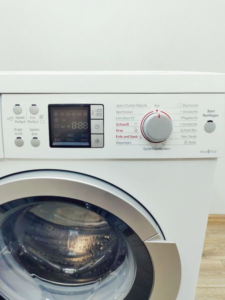 Стиральная машина Bosch Serie6 WAQ284X2 06 000042248 фото