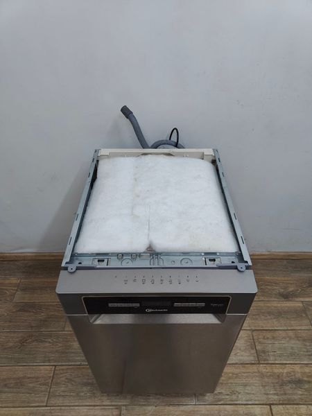 Посудомоечная машина Bauknecht BSUO 3023 PF X 1900W 10 персон sn 452236000166 000053455 фото