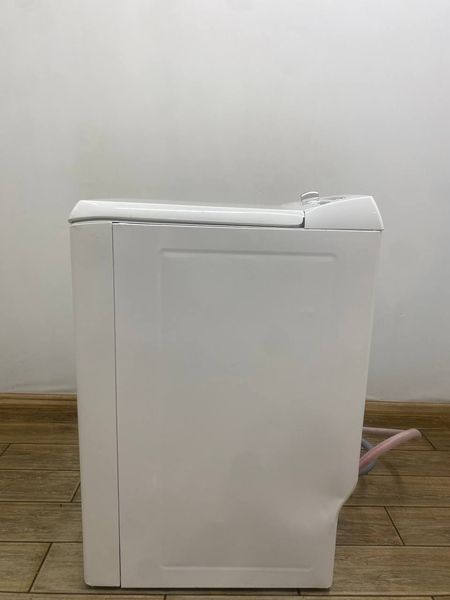 Стиральная машина ветикальная Bosch WOT24542 D 2250W 5.5кг sn 999030251913002645 000049036 фото