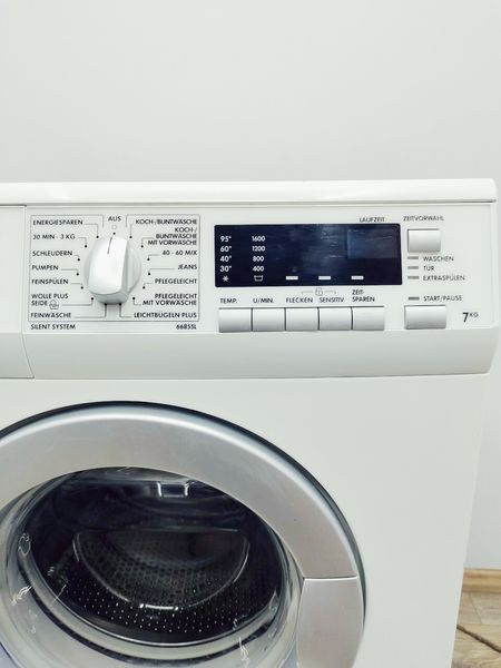 Стиральная машина AEG L66855L 000035556 фото