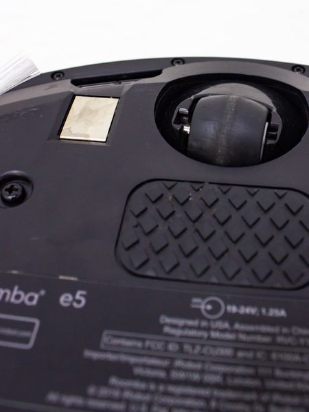 Пылесос робот iRobot Roomba E5 E5154 000020539 фото