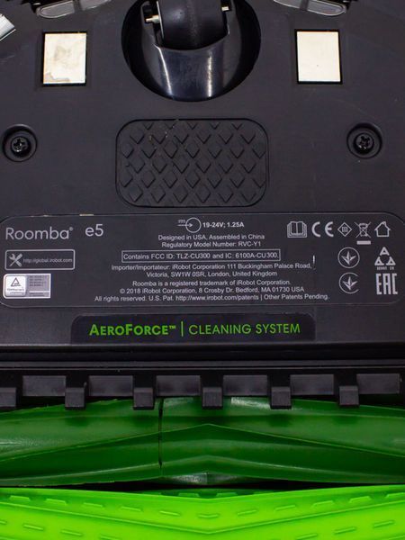 Пылесос робот iRobot Roomba E5 E5154 000020539 фото