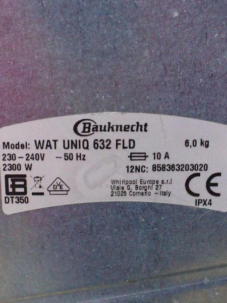 Стиральная машина вертикальная Bauknecht WAT UNIQ 632 FLD 000031549 фото
