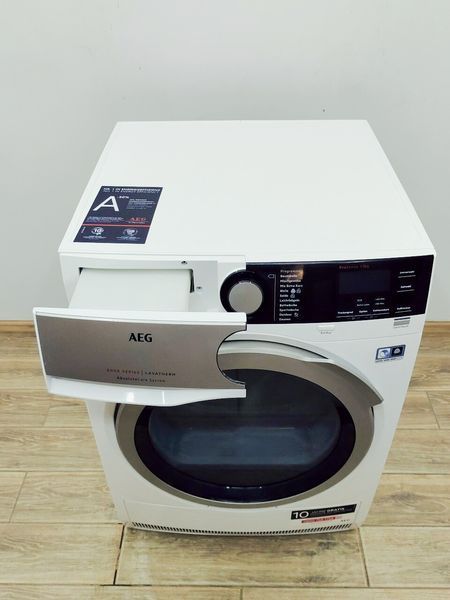 Сушильная машина AEG 8000 Series T8DE76684 000042772 фото