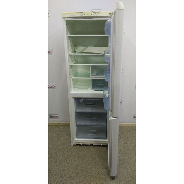 Двухкамерный холодильник Indesit BA 33 PI 332+114 л sn 409061990 000005332 фото