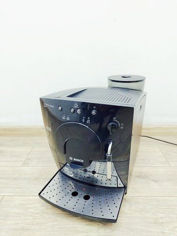 Кофемашина Bosch Benvenuto Classic Piano TCA5201 01 000039736 фото