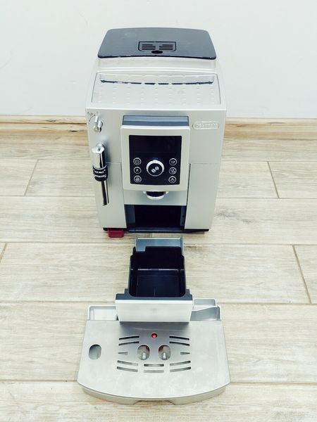 Кавоварка Delonghi ECAM 23 420 SB 1450w sn 02128 000042404 фото