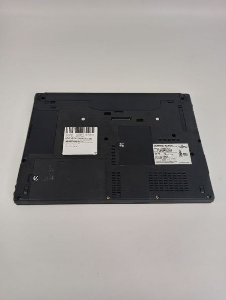 Ноутбук Fujitsu LifeBook E734 000041126 фото