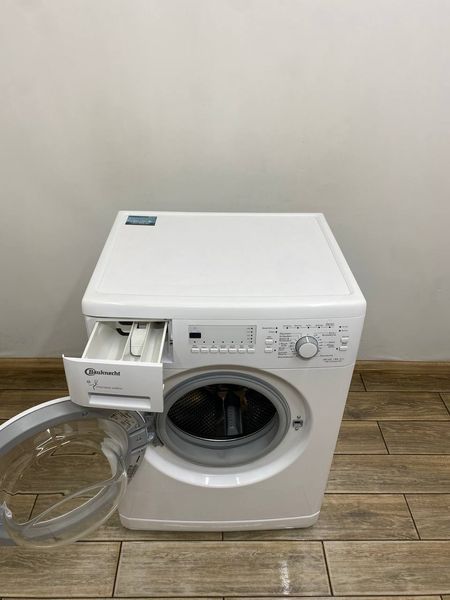 Стиральная машина Bauknecht WA Champion 2100W 6кг sn 858352903010 000049033 фото