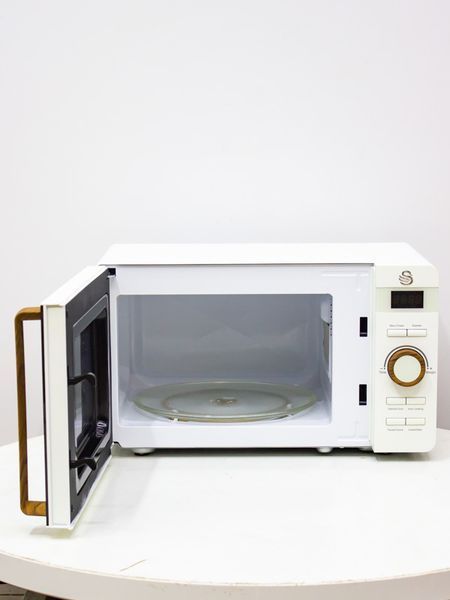 Микроволновая печь Swan Nordic Digital SM22036WHTNEU 000030667 фото