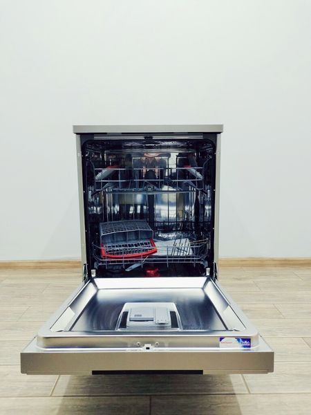 Посудомийна машина Sharp QW NA1BF47ES EU 1900w 12 персон sn 8261003911900152_номер 39_100 партія 2 000040173 фото