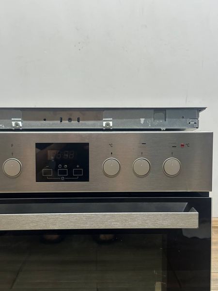Духова шафа з варильною поверхнею Bauknecht HVS3 TH8V2 IN 10200W sn 392348024766 n715 000054383 фото