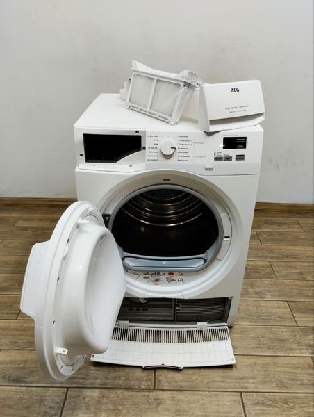Сушильна машина AEG T7DB40680 700w sn 72395762 000047670 фото