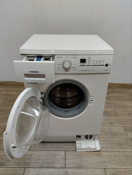 Стиральная машина Siemens WM14E391 000045850 фото