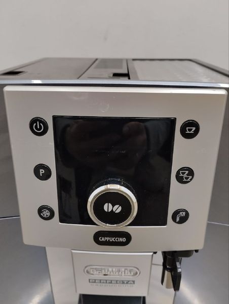Кофемашина Delongh Perfecta ESAM5500 M sn 40622 000046749 фото