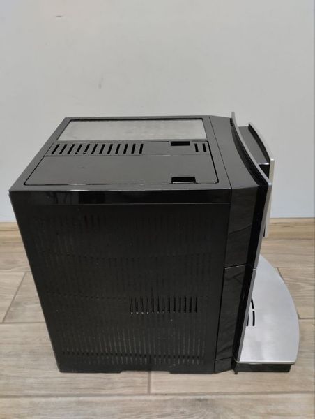Кофемашина Delongh Perfecta ESAM5500 M sn 40622 000046749 фото