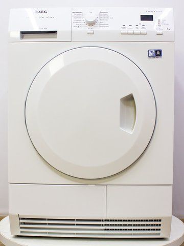 Сушильна машина AEG T65770IH4 900w 7 кг sn 55103374 000024667 фото