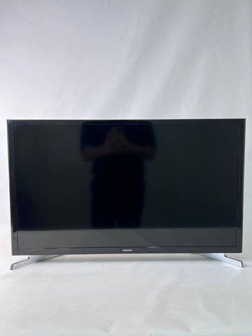 Телевизор 32 Samsung UE32J4570SS HD Smart TV 000040308 фото