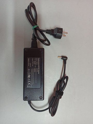 Зарядное устройство для ноутбука 19V 000035979 фото