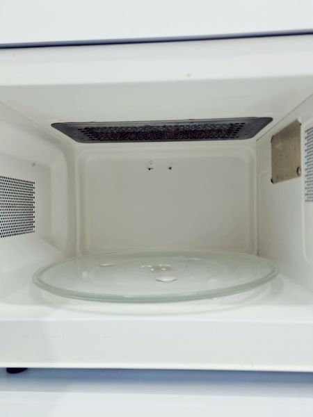 Мікрохвильова піч Clatronic MWG 735P 1400w гриль 1000w sn S025025133054 000039109 фото