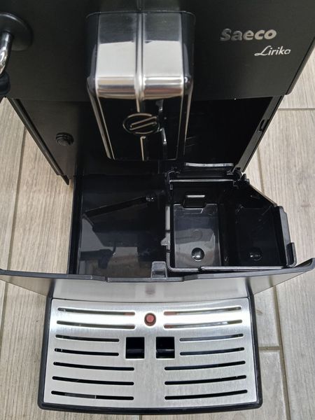 Кофемашина Saeco Liric SUP041 1850W sn TW901818207403 000049494 фото