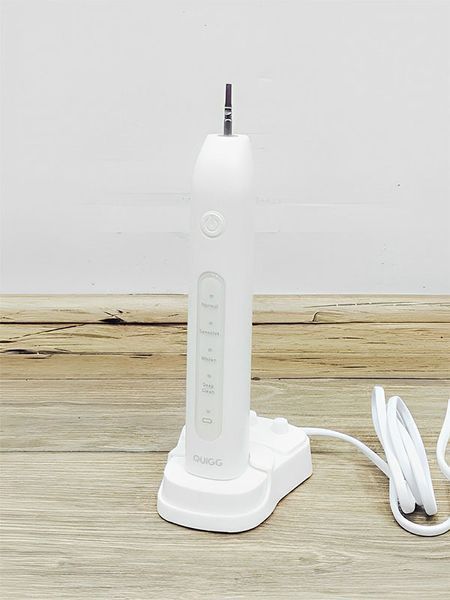 Зубная щетка электрическая Quigg 4280 TB36 800 mAh White 000038892 фото