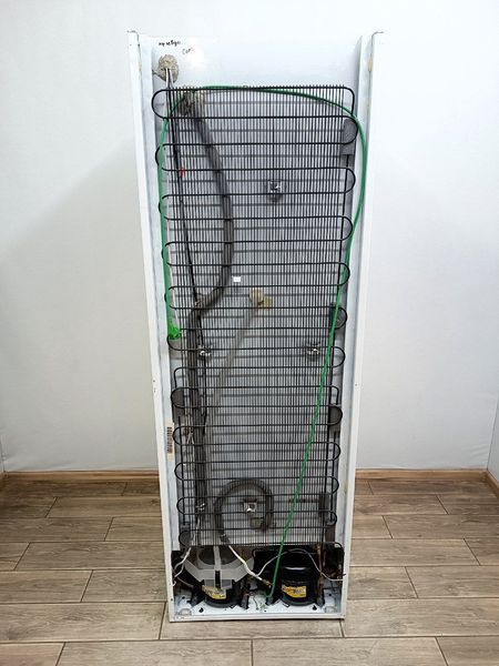 Холодильник двокамерний Electrolux ER8691B 19W 224+87л sn 54606323 n 454 000049666 фото