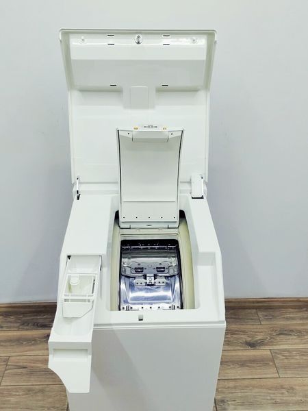 Стиральная машина вертикальная Miele W151 000040801 фото