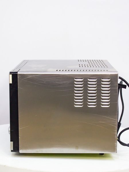 Мікрохвильова піч TCM 225044 2000w гриль 1000w sn 271841716 000021813 фото