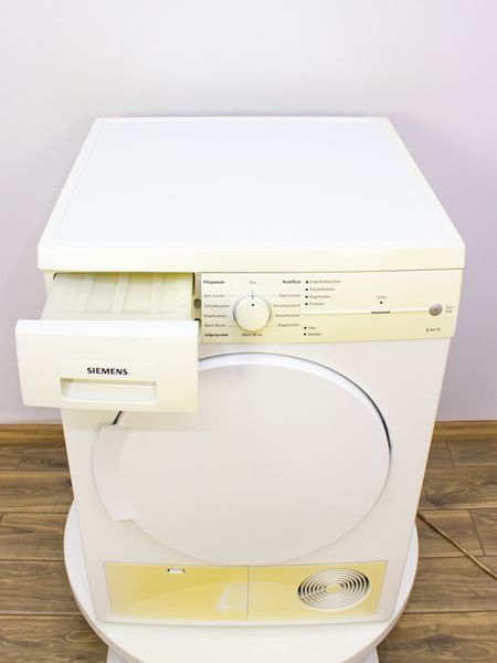 Сушильная машина Siemens WT44E100 02 000018897 фото