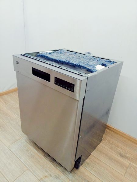 Посудомийна машина Beko DUN6634FX2 2100w 12 персон sn 2250214306_п 5 н 236 000042234 фото
