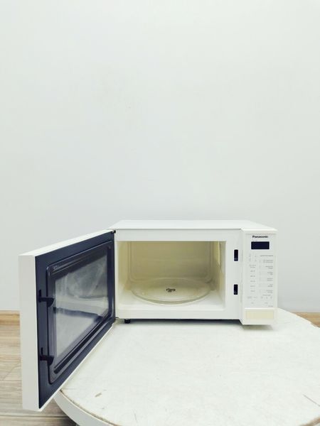 Микроволновая печь Panasonic NN E558WB 000034848 фото