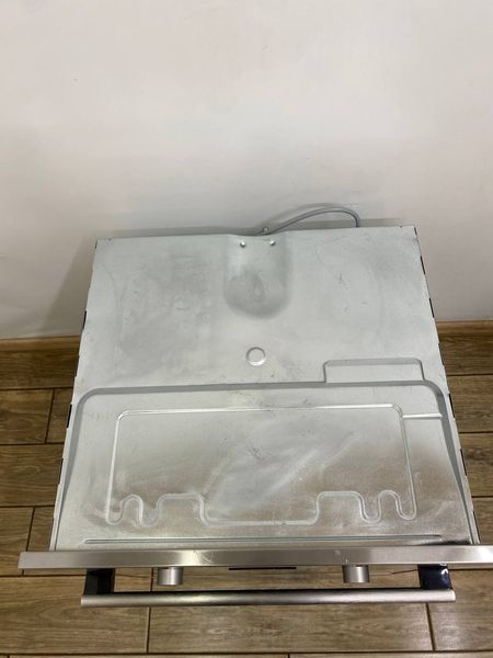 Встраиваемый духовой шкаф AEG BE3003001M 3500W sn 63556686 000046270 фото