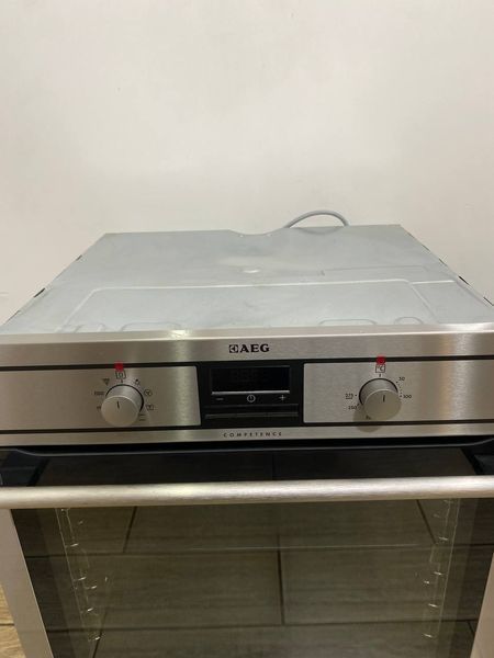 Встраиваемый духовой шкаф AEG BE3003001M 3500W sn 63556686 000046270 фото