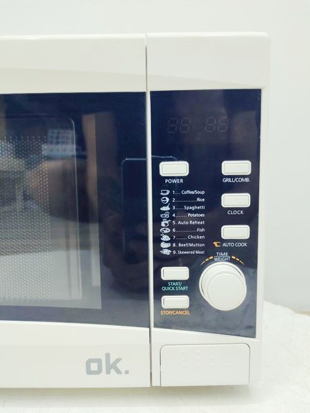 Мікрохвильова піч OK OMW 220 DW 1200w гриль 900w 000035330 фото