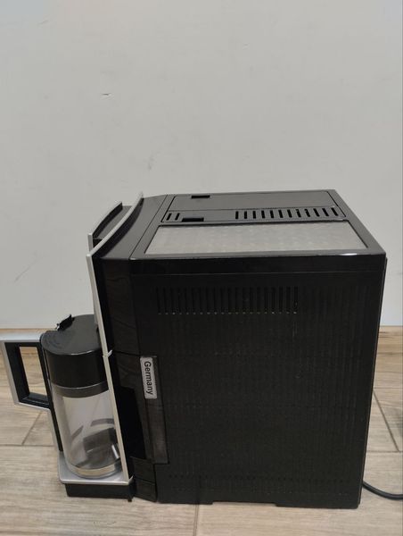 Кофемашина DeLonhi Perfecta cappuccin ESAM5500 sn 31121 000047168 фото