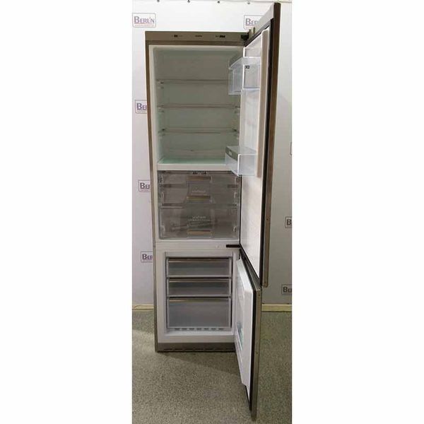 Двухкамерный холодильник Siemens KG39FP90 03 000006663 фото