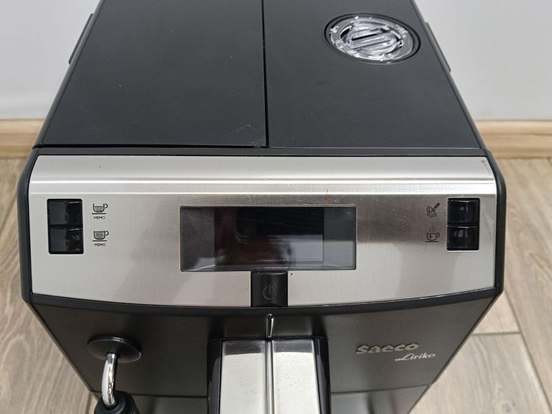 Кофемашина Saeco Liric SUP041 1850W sn TW901818207403 000049494 фото