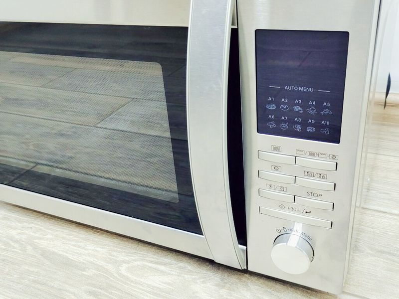Микроволновая печь Sharp R 822STWE 000040133 фото