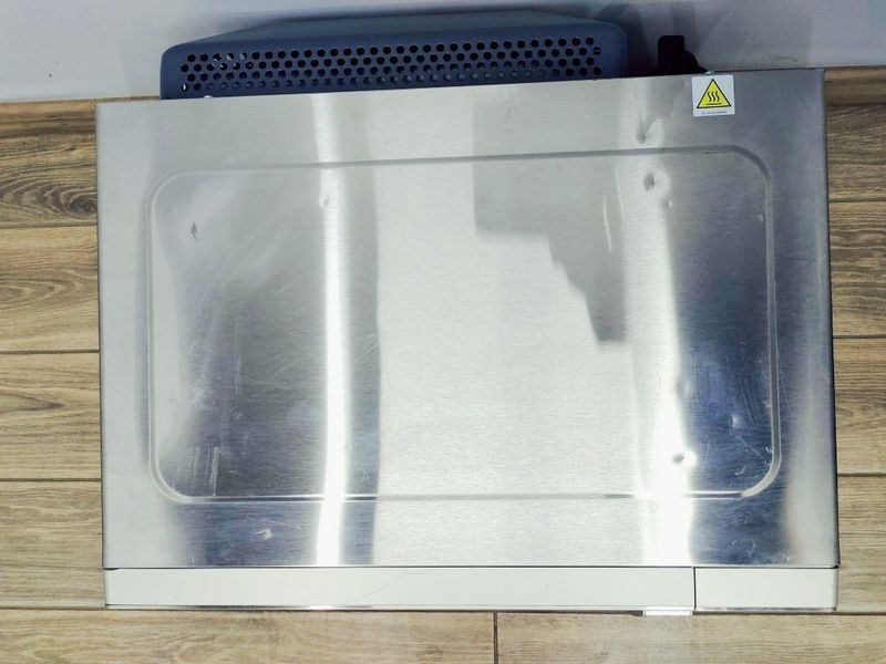 Микроволновая печь Sharp R 822STWE 000040133 фото