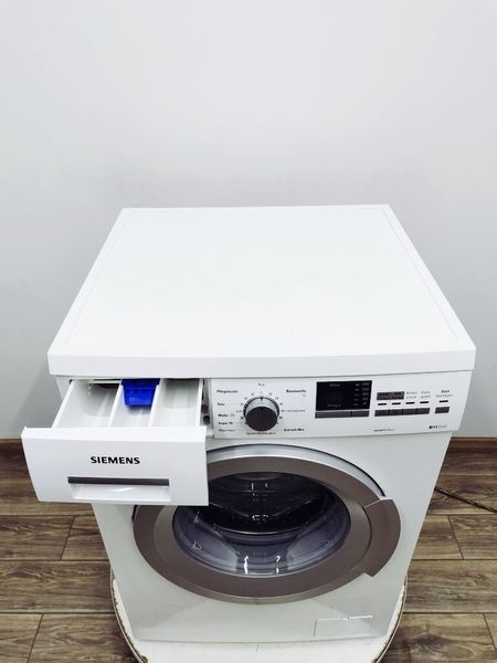 Стиральная машина Siemens IQ500 WM14Q3A1 01 000035307 фото