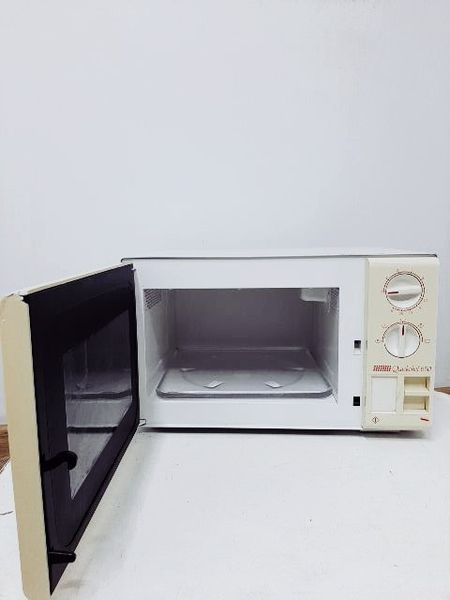 Микроволновая печь Moulinex MW 1200W 000034645 фото