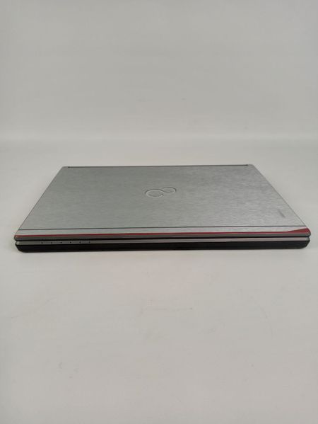 Ноутбук Fujitsu LifeBook E734 000041283 фото