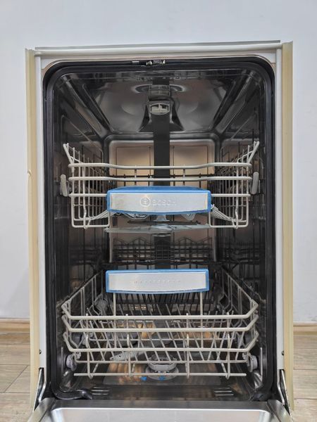 Посудомоечная машина Bosch SPU85MO5DE 07 2400W 9 персон sn 920800027 000053457 фото