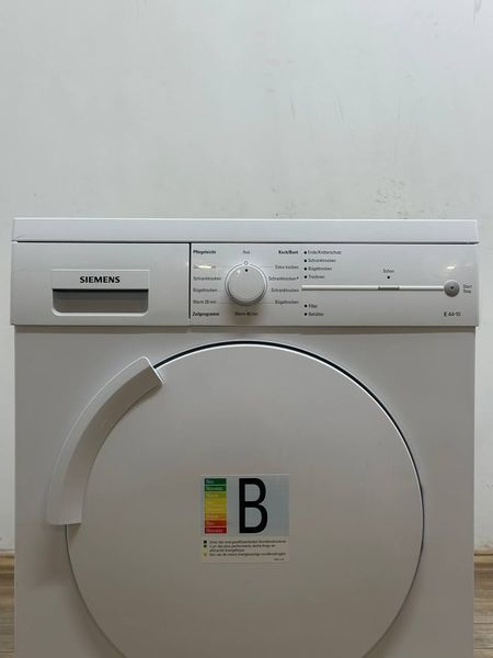 Сушильна машина Siemens WT44E101 15 2800W 7кг sn 8808200294 000054731 фото