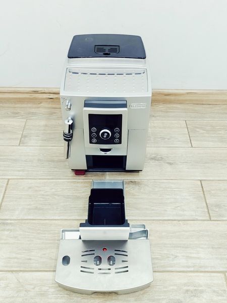 Кавоварка Delonghi ECAM 23 426 SB 1450w sn 42422 000042403 фото