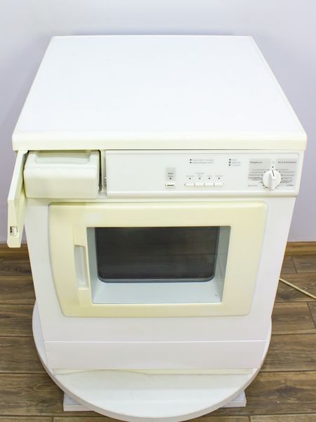 Сушильна машина Bauknecht TRK5820WS 2500W 6 кг 070023501355 000018866 фото