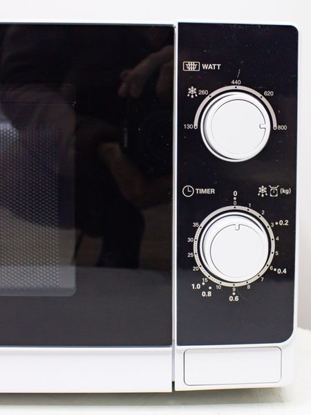Мікрохвильова піч Sharp R200WW 1270w стік LPNHK066099043 65ф 000030894 фото